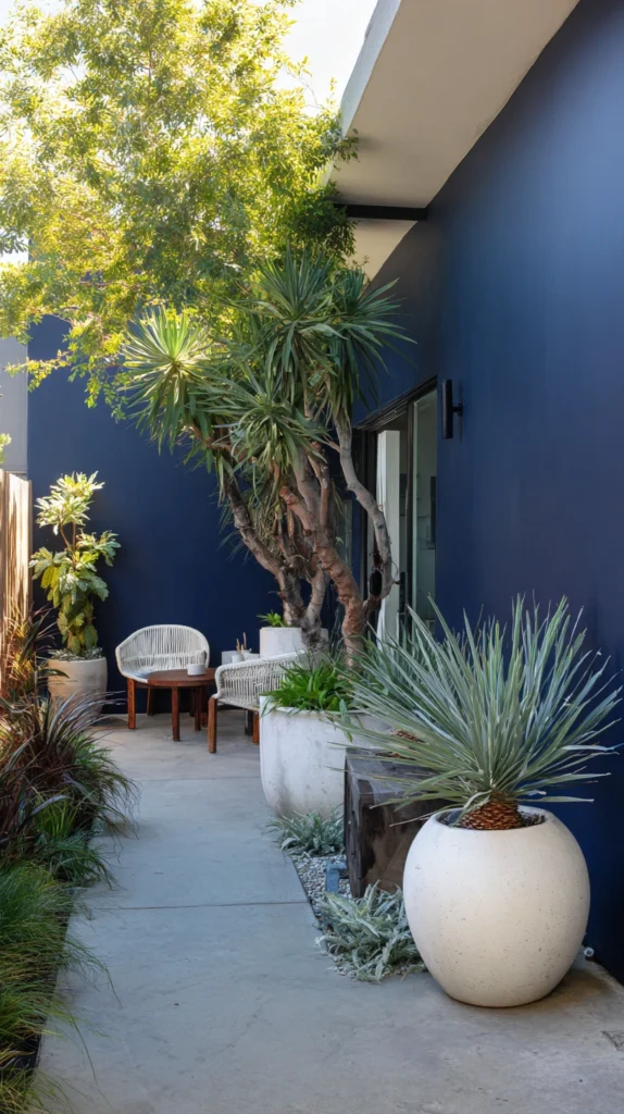 14 Courtyard Garden Ideas for Small Homes with Big Style 10 qm 9