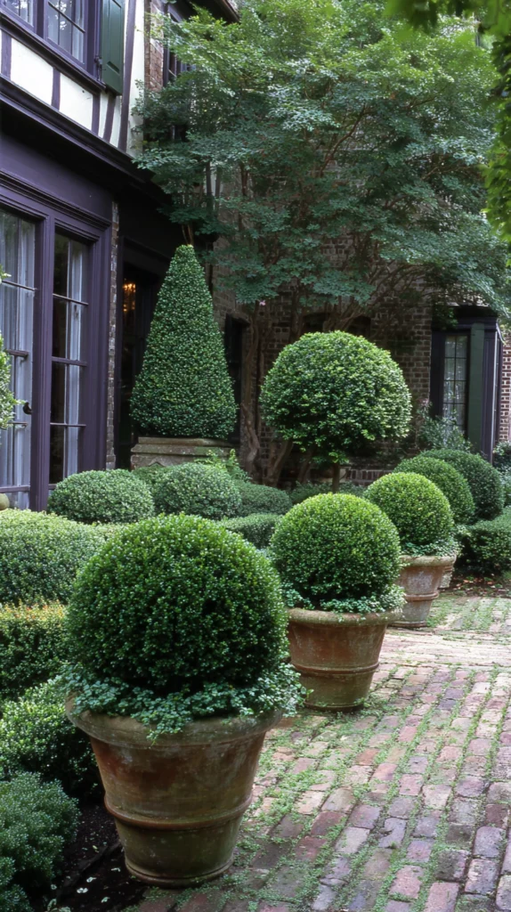 15 French-Style Backyard Ideas 5 yg 4